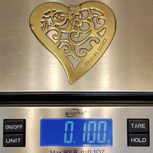 Victoria's Secret filigree heart ornament - Picture 8 of 8